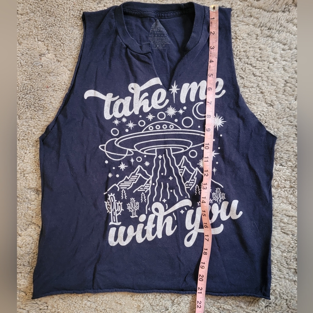 💜4/$20💜Navy Graphic Tank Top